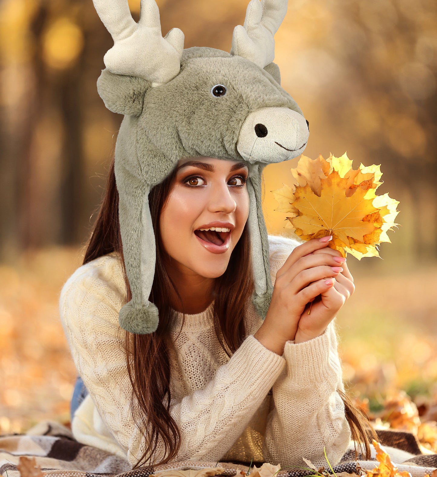 SUPER-SOFT PLUSH HAT - REINDEER