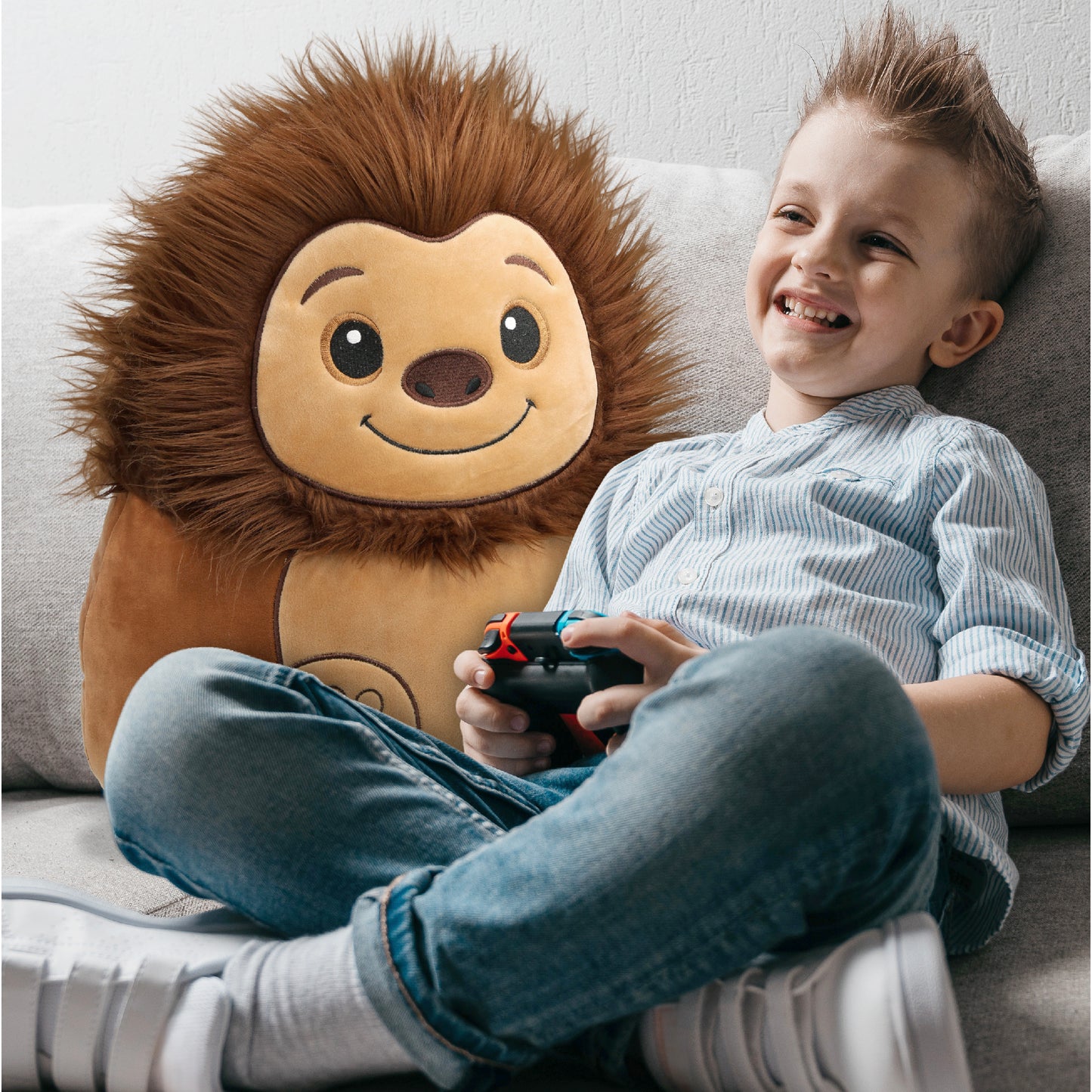SNUG-MOOSHIES PLUSH - BIG FOOT 17"