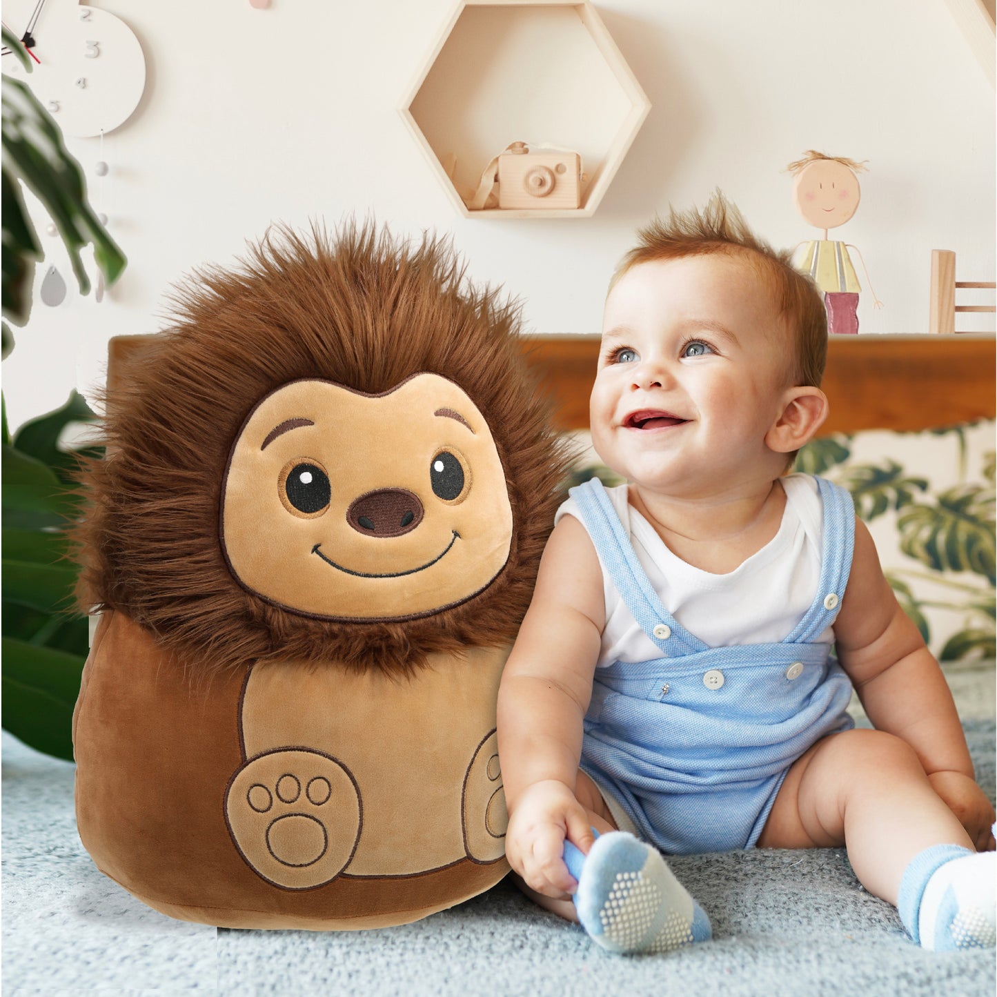 SNUG-MOOSHIES PLUSH - BIG FOOT 17"