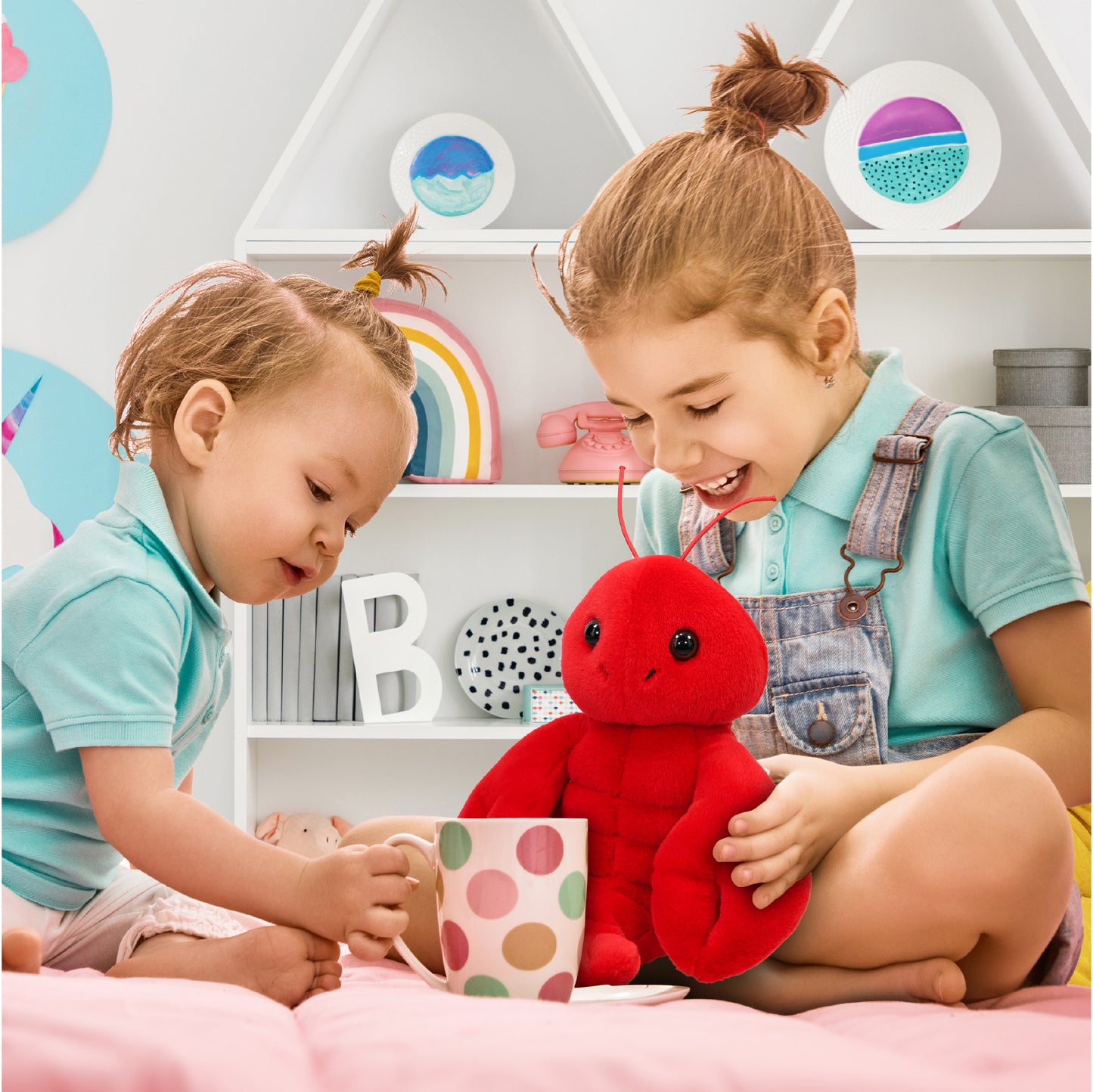 SUPER SOFT PLUSH - SITTING LOBSTER 8" - LONG FUR