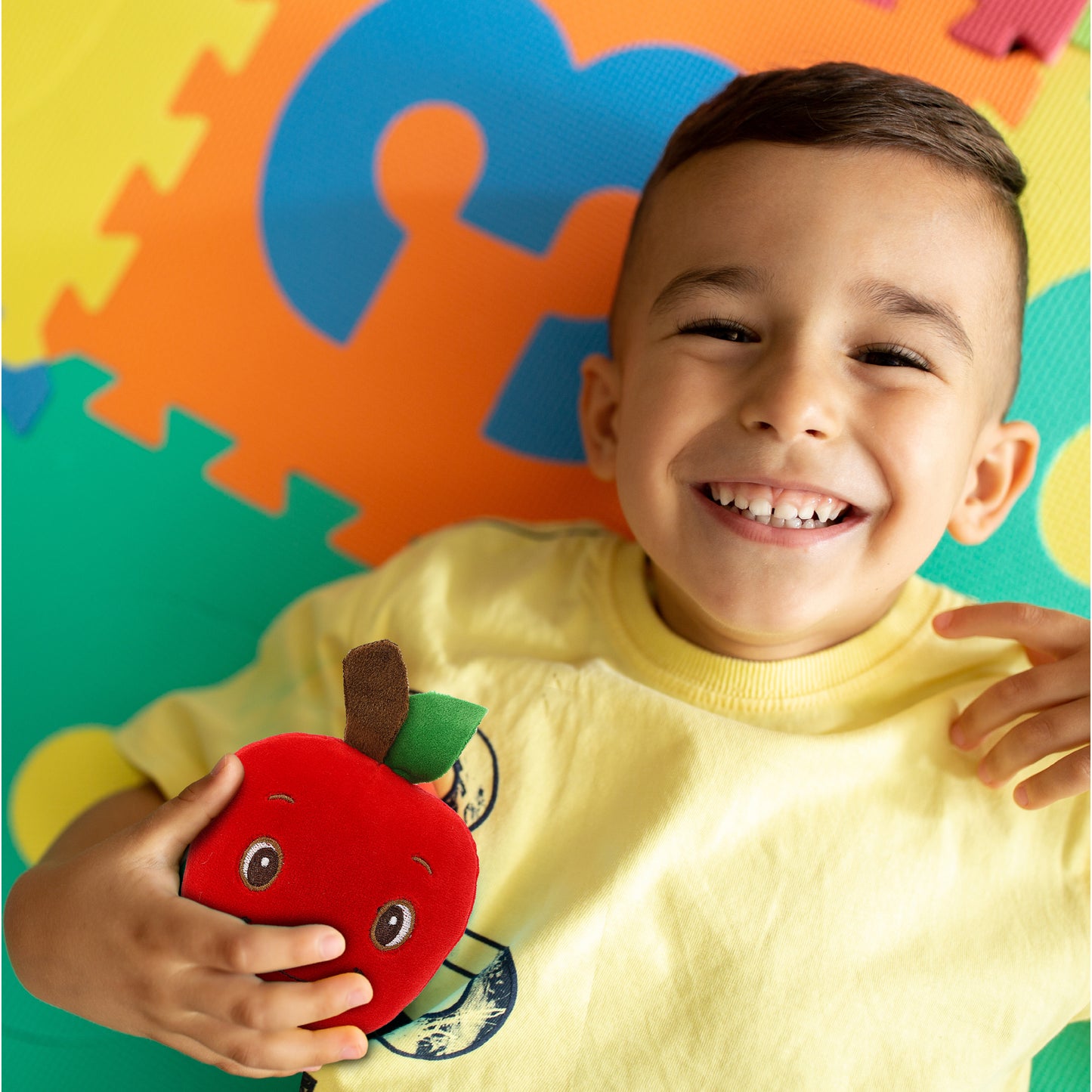 SNUG-MOOSHIES PLUSH - APPLE 4"