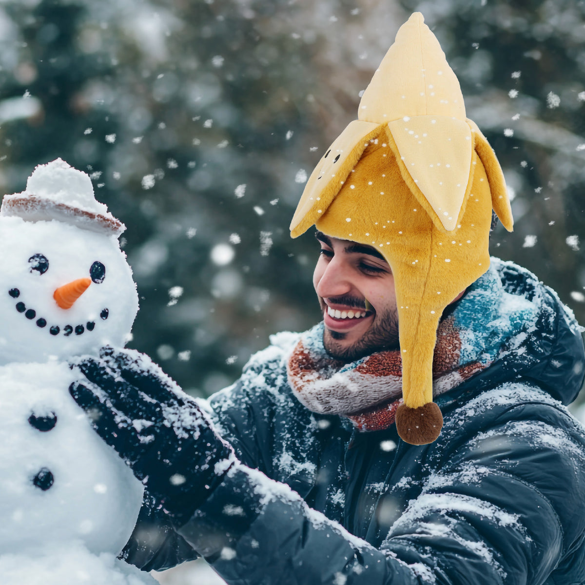 SUPER-SOFT PLUSH HAT - BANANA