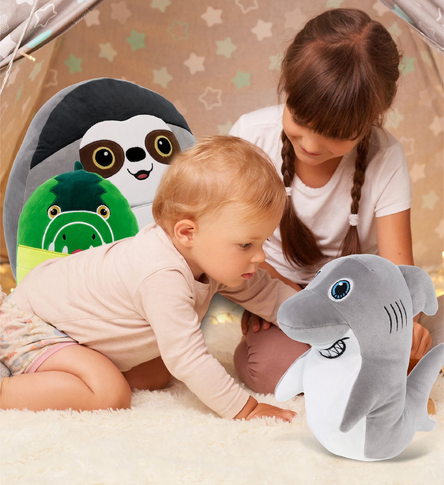 SNUG-MOOSHIES PLUSH - STANDING SHARK
