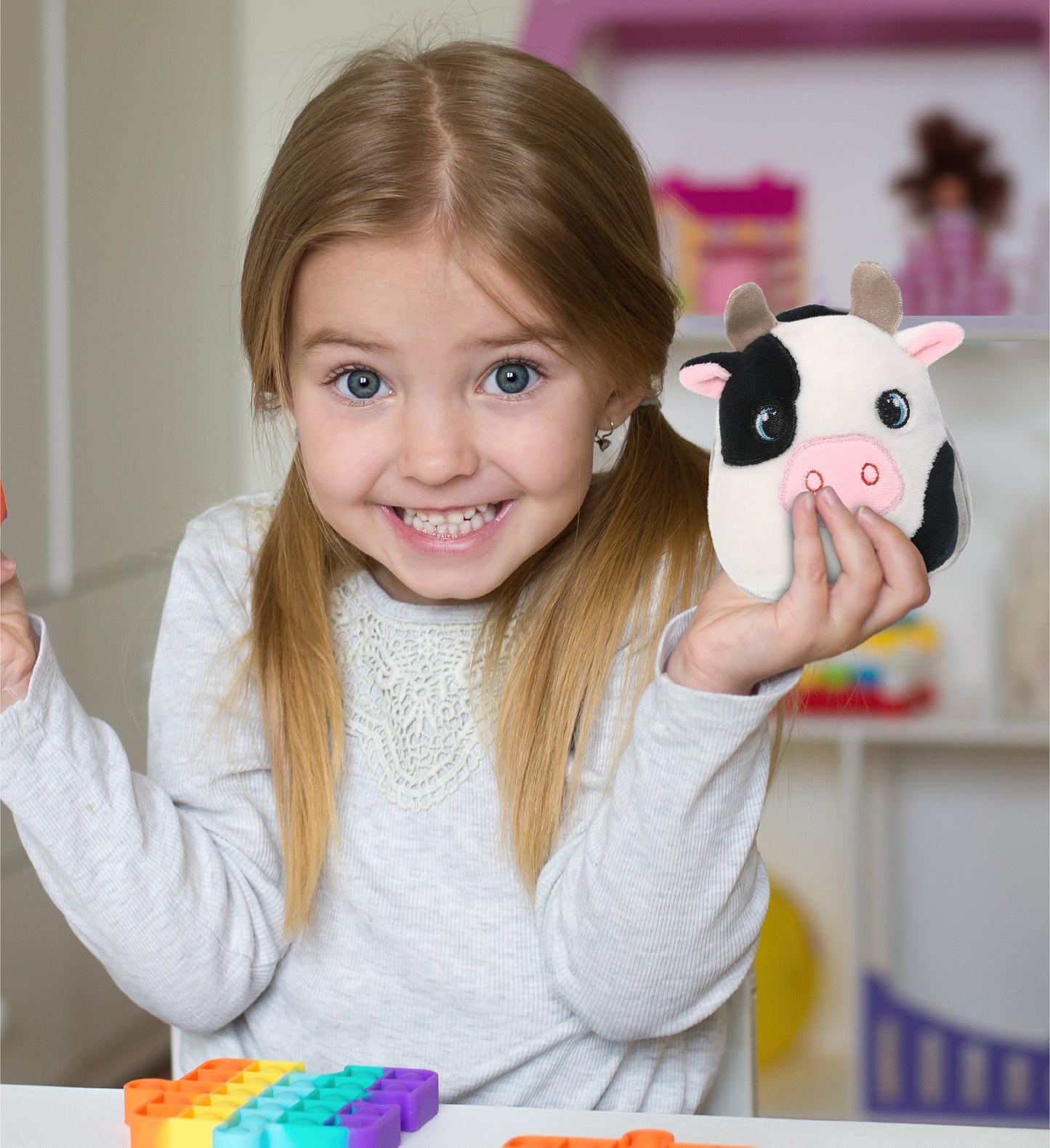 SNUG-MOOSHIES PLUSH - COW 4"