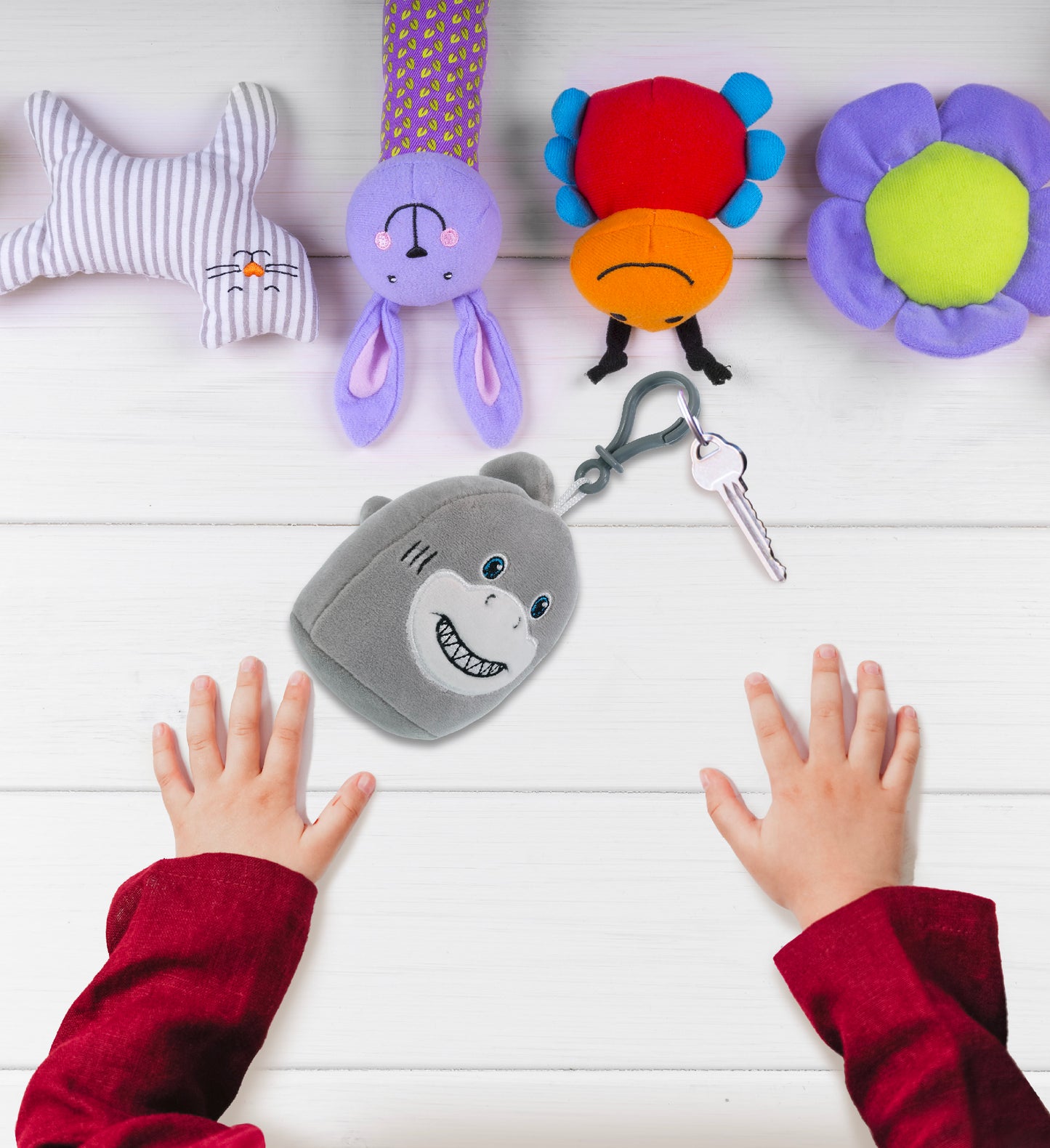 SNUG-MOOSHIES PLUSH CLIPS - SHARK