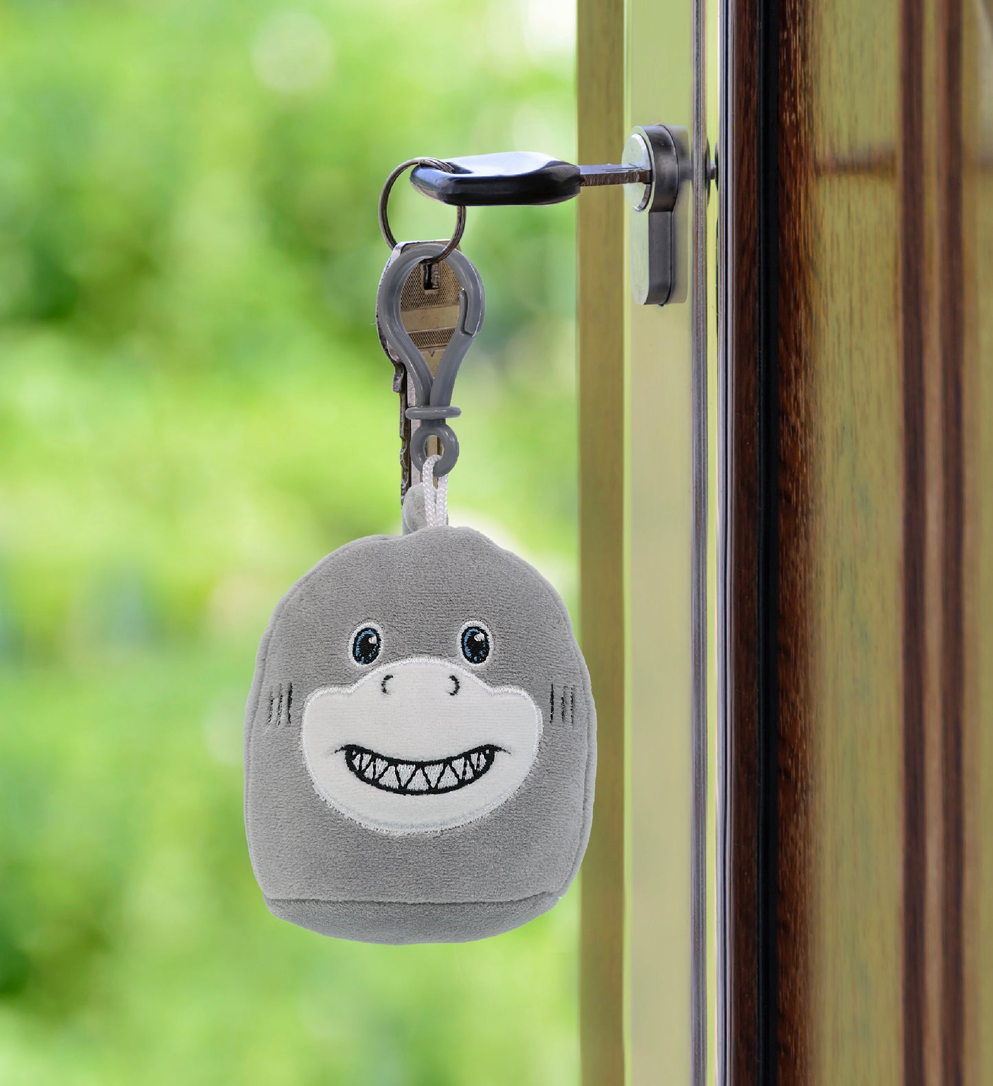 SNUG-MOOSHIES PLUSH CLIPS - SHARK