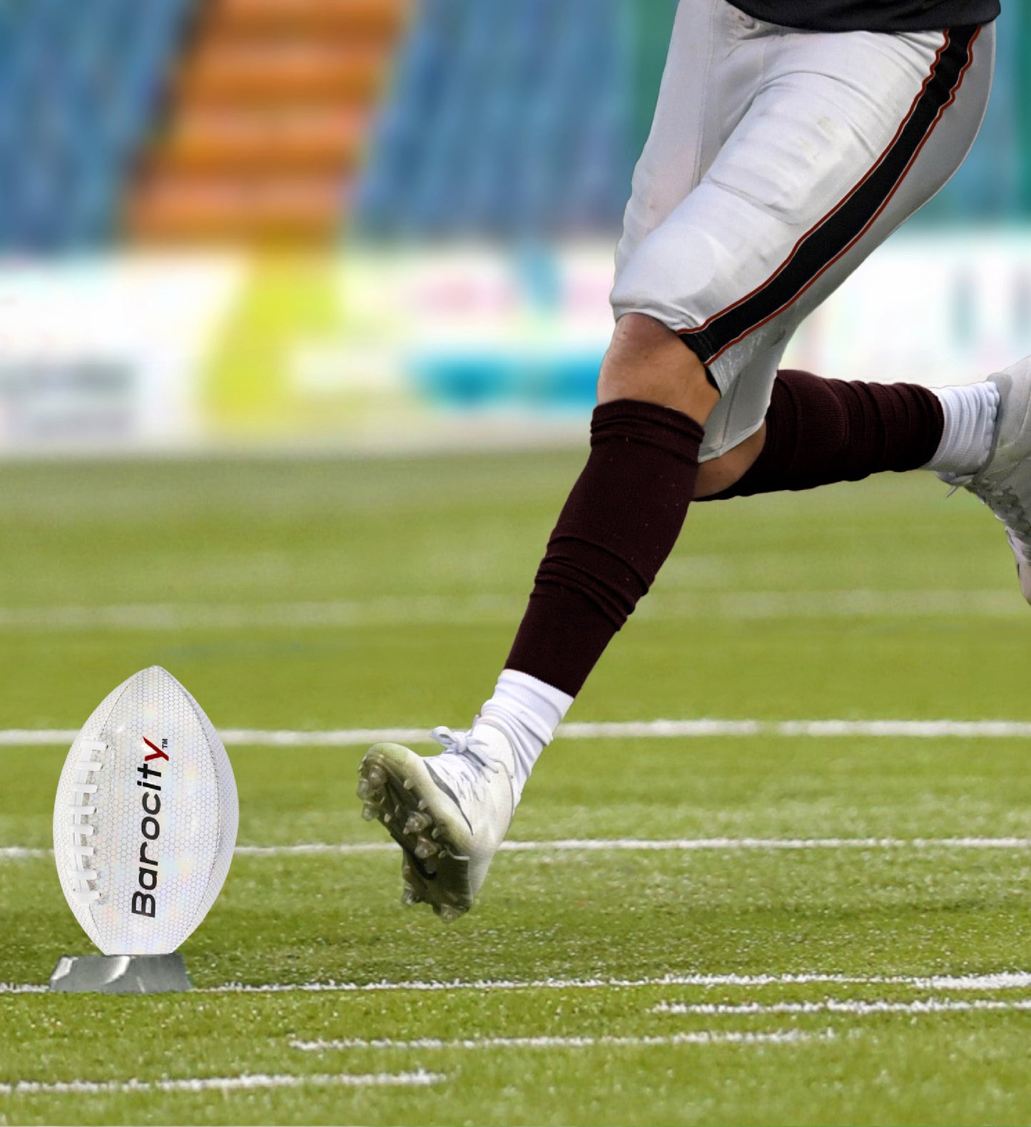 FOOTBALL - WHITE MODERN PATTERN - SIZE 6