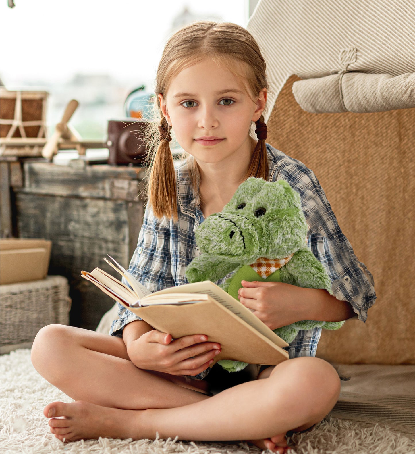 SUPER-SOFT PLUSH - SITTING ALLIGATOR