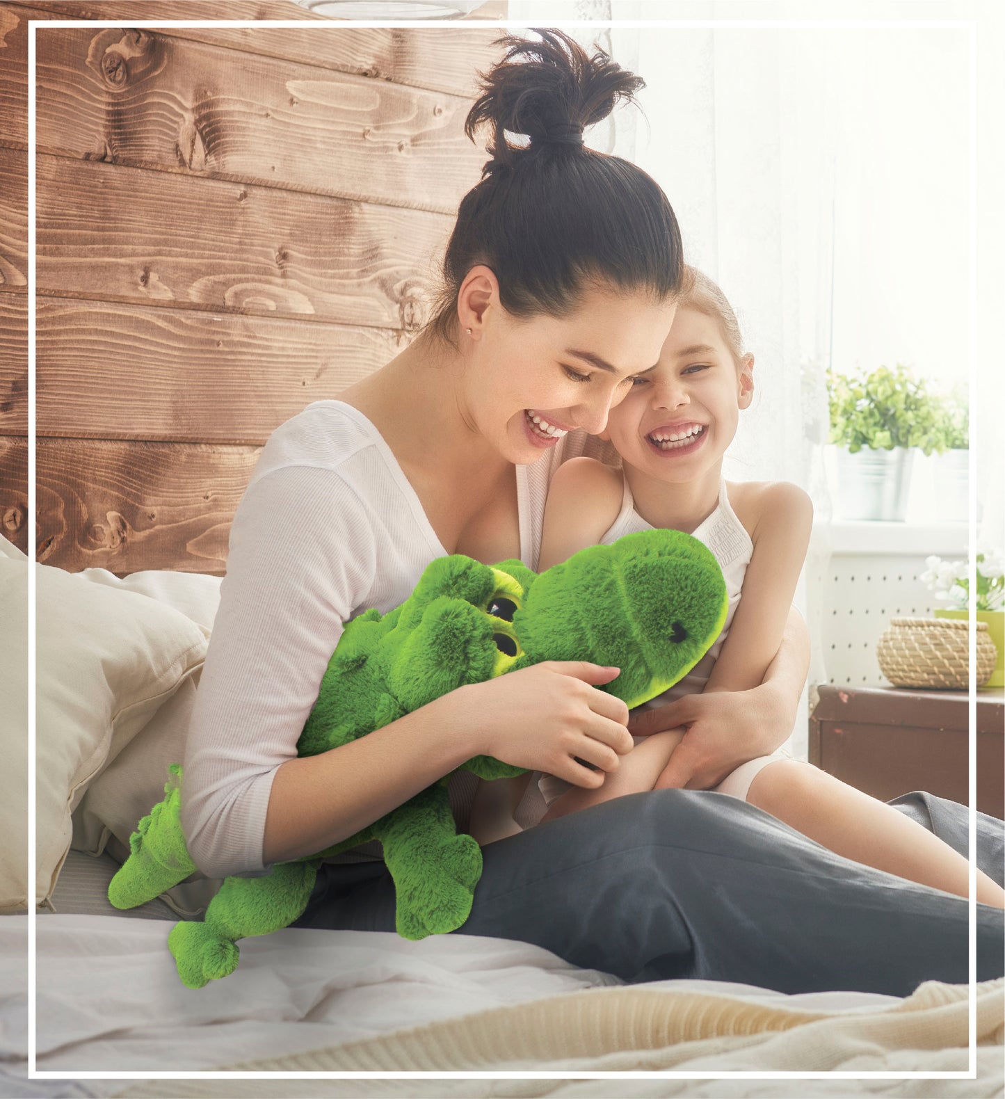 STYLISH PLUSH PILLOW - XL ALLIGATOR