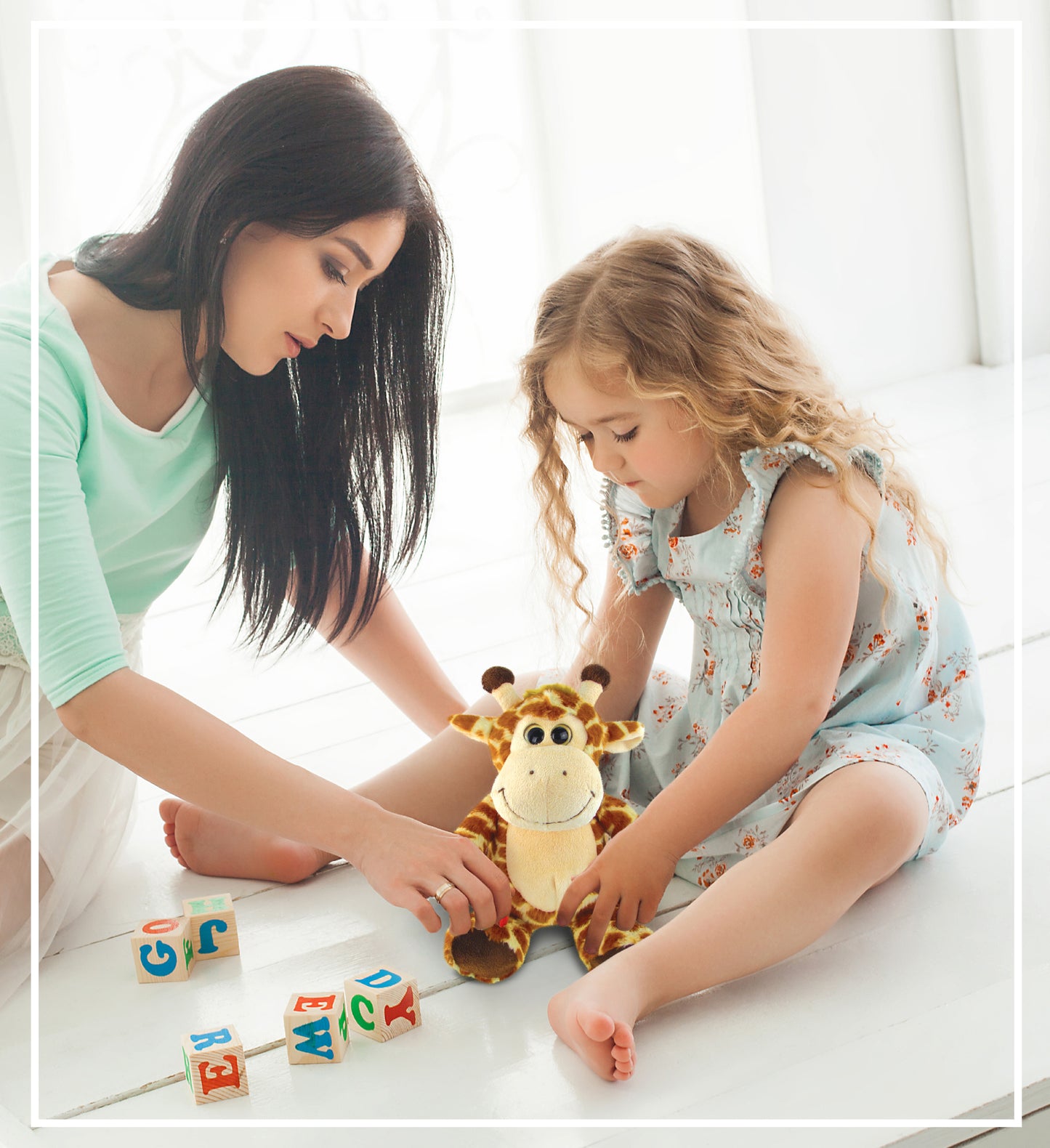 SUPER-SOFT PLUSH - SITTING GIRAFFE