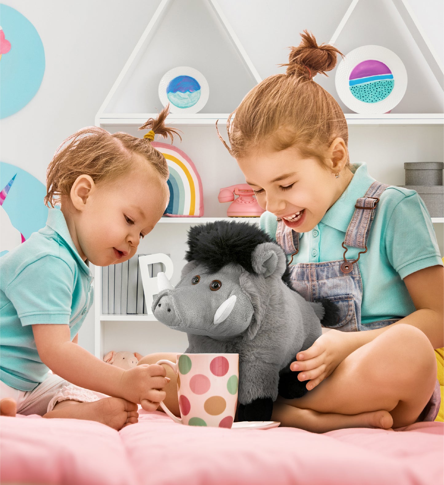SUPER-SOFT PLUSH - GREY BOAR 7.5"