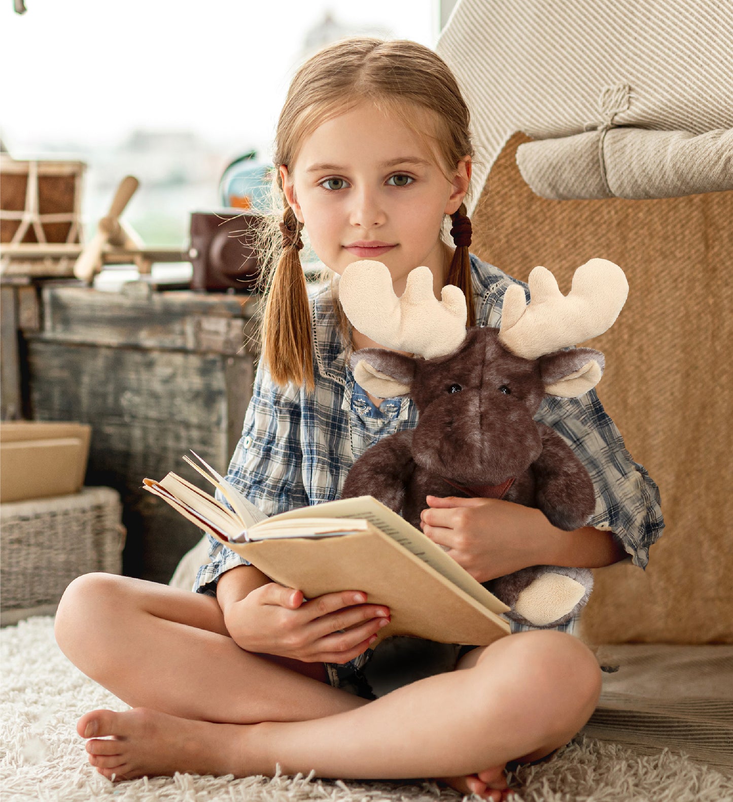 SUPER SOFT PLUSH - BROWNISH SITTING MOOSE
