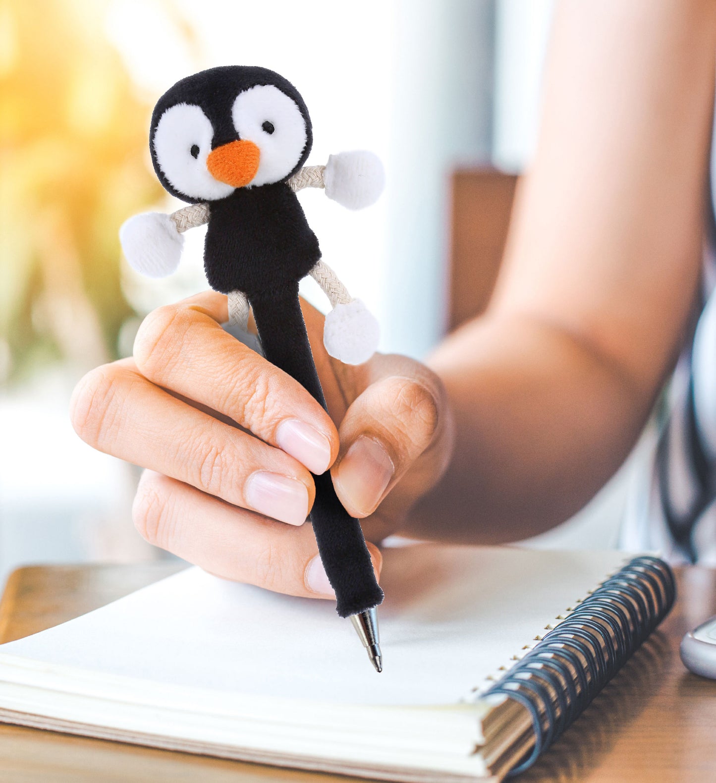 PLUSH PEN - PENGUIN