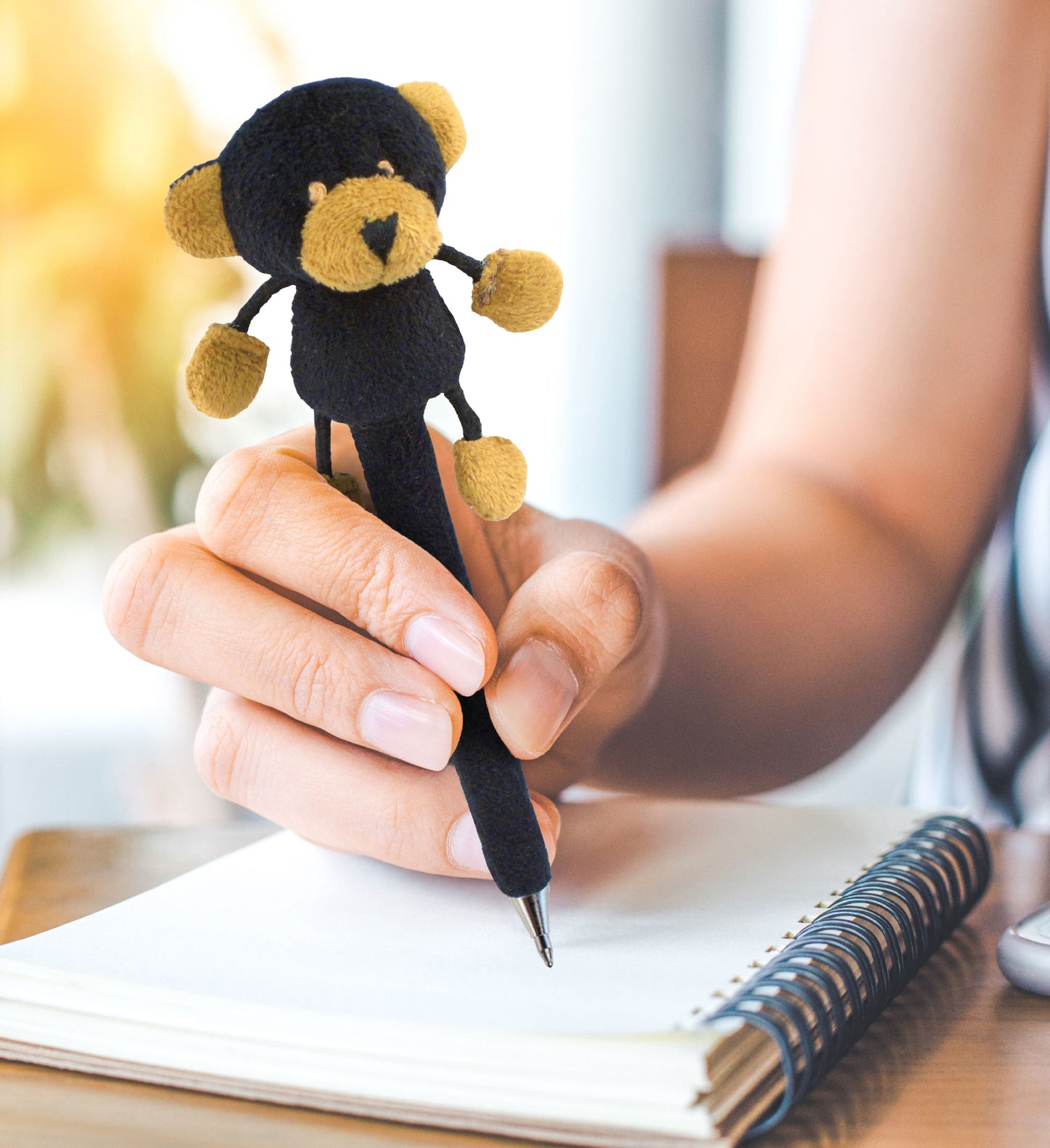 PLUSH PEN - BLACK BEAR