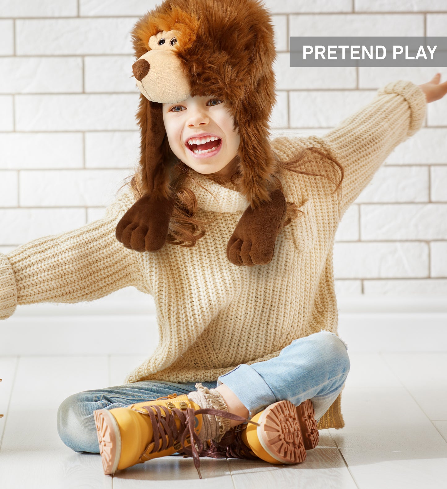SUPER-SOFT PLUSH HAT - BIG FOOT