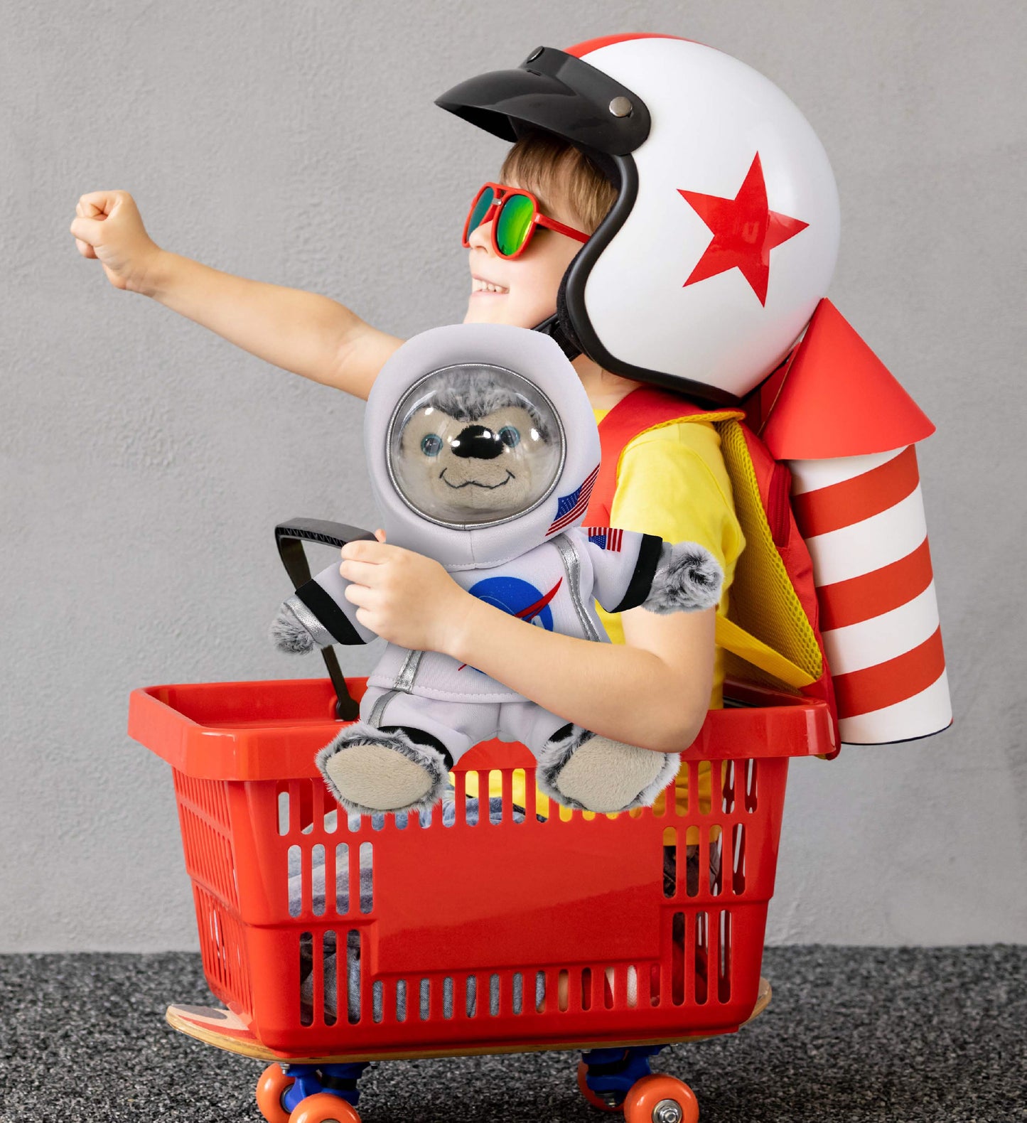 PLUSH DRESS-UP - ASTRONAUT LARGE WITH HOLES IN HELMET