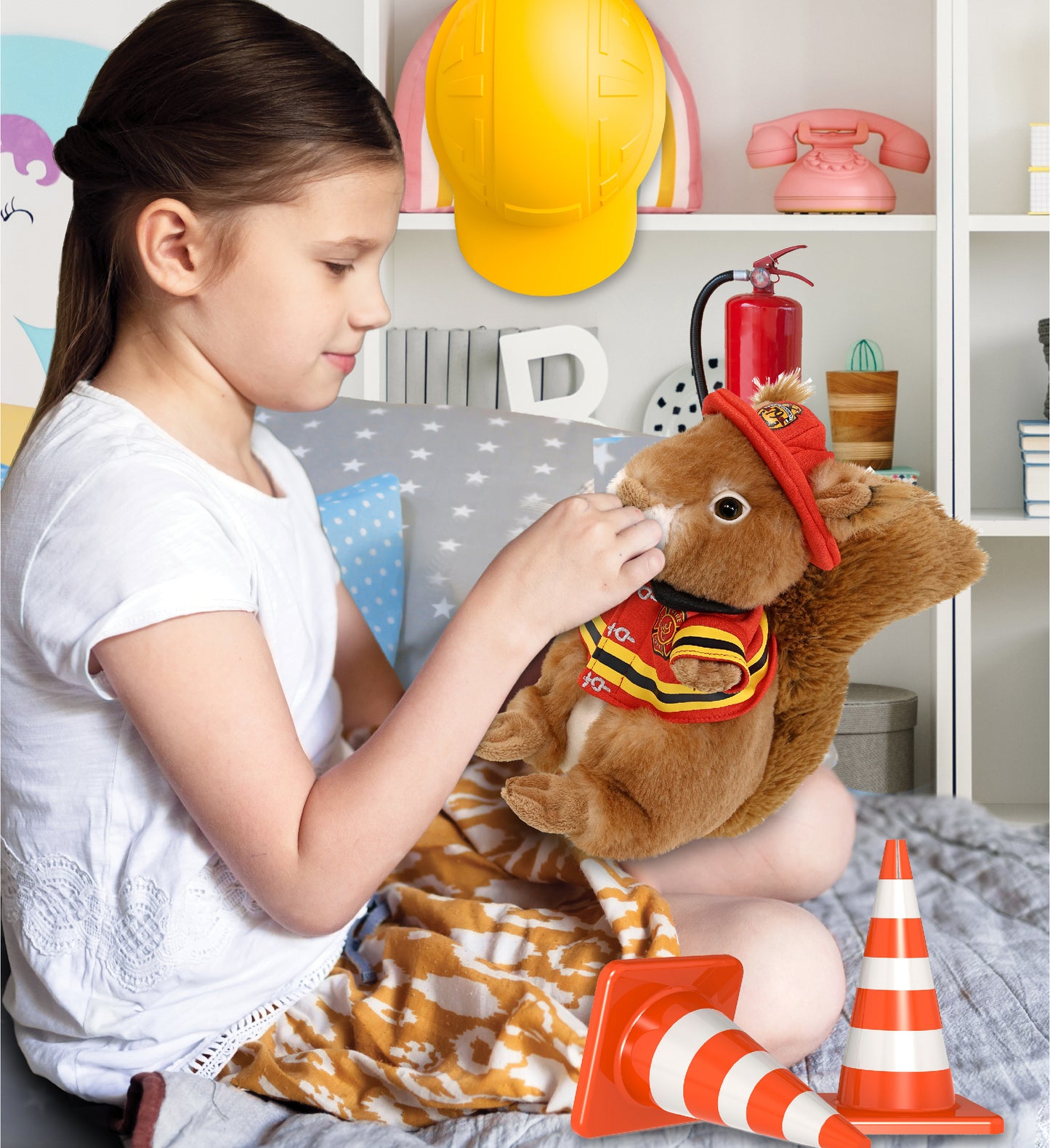 PLUSH DRESS-UP - FIREMAN SMALL WITH HOLES IN HELMET