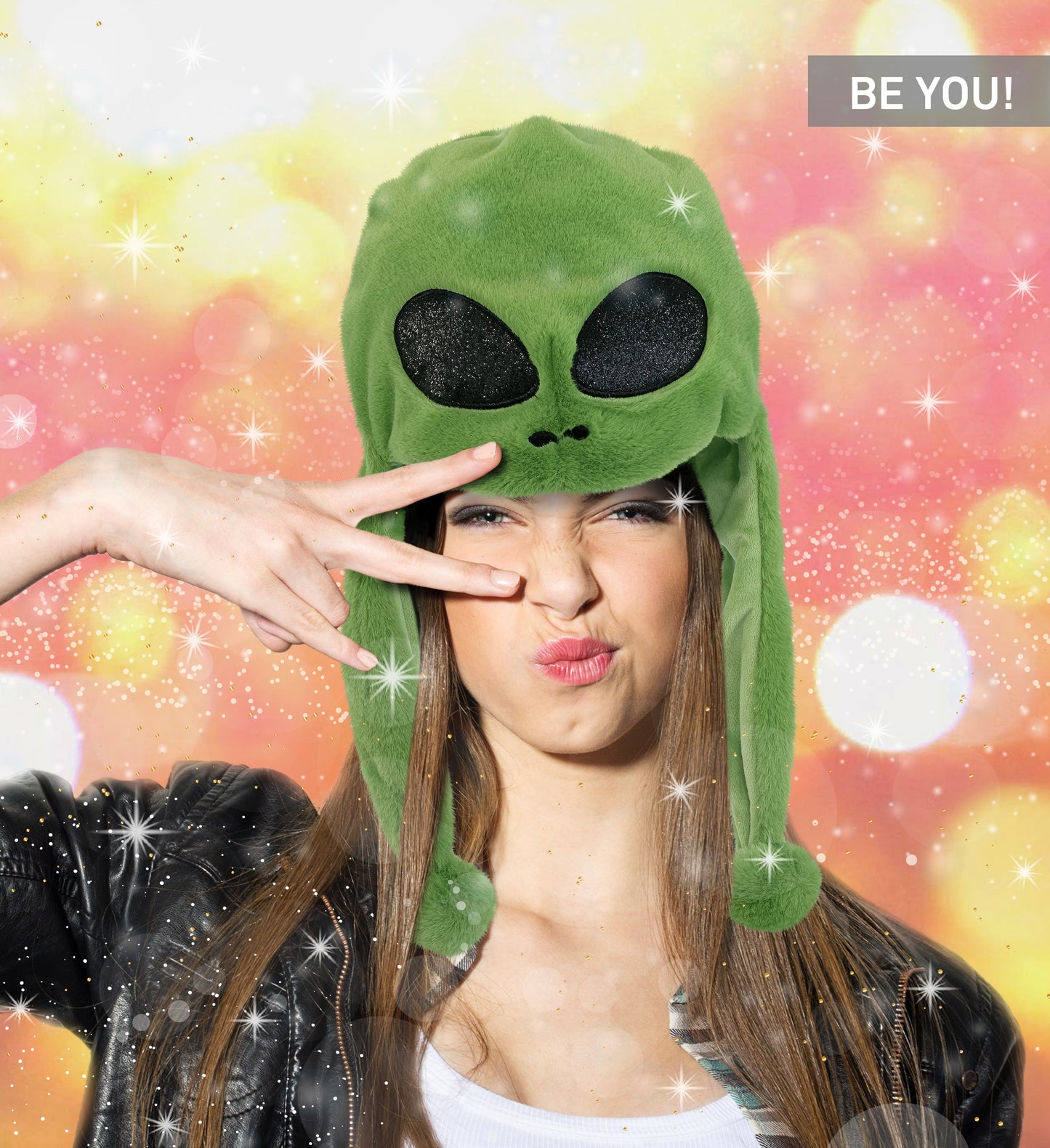 SUPER-SOFT PLUSH HAT - ALIEN