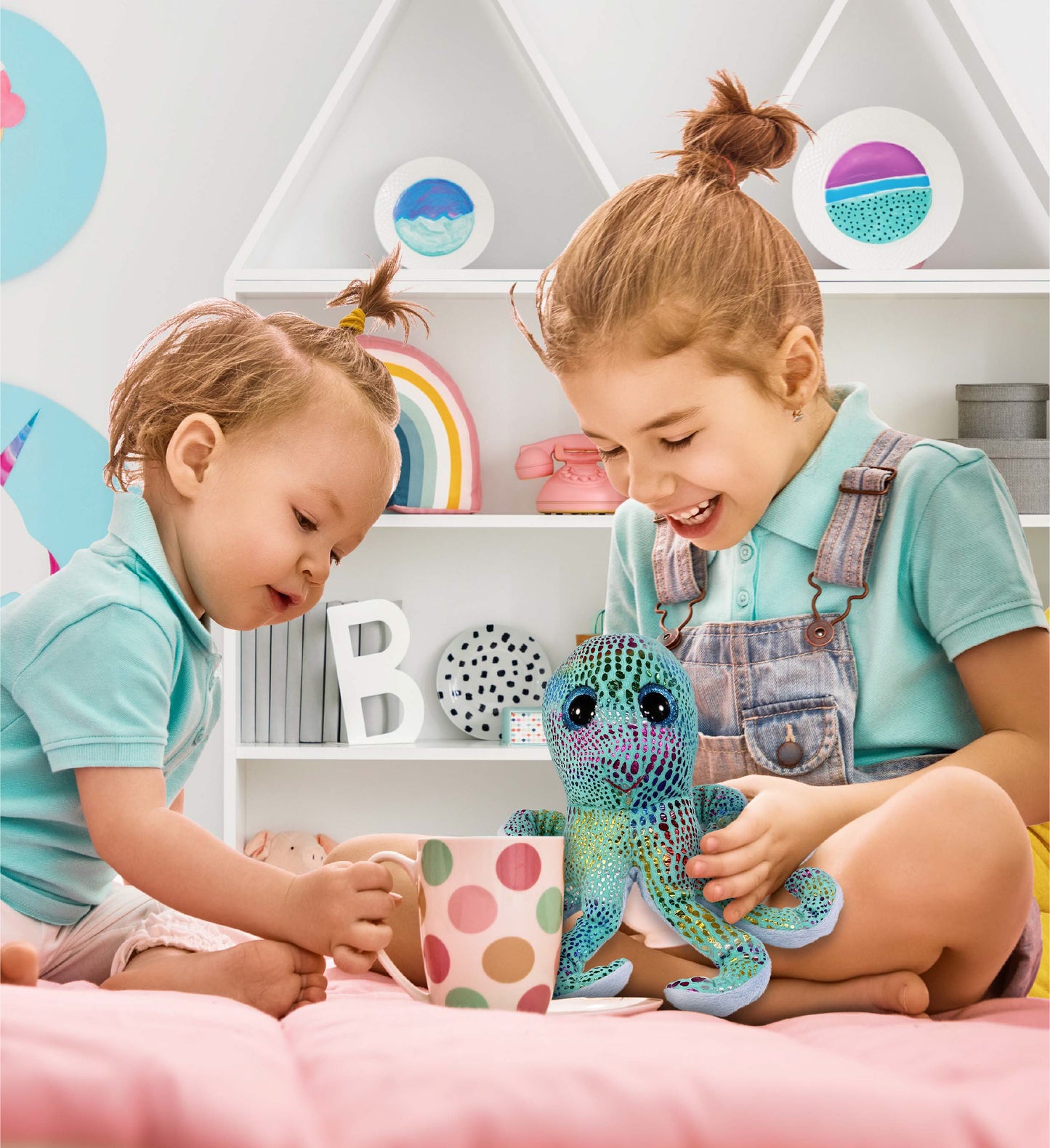 BIG EYE PLUSH - IRIDESCENT RAINBOW OCTOPUS