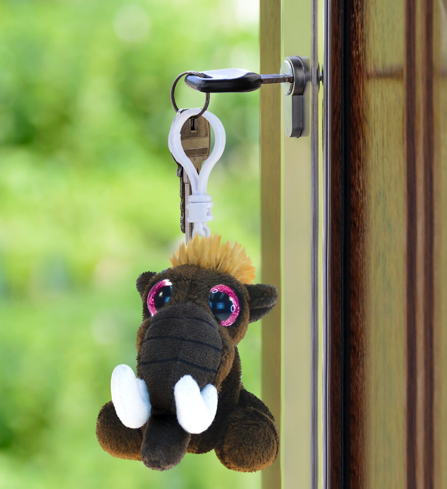 BIG EYE KEYCHAIN - MAMMOTH