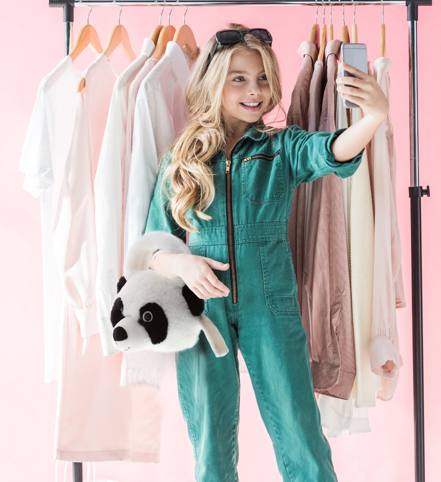 SUPER-SOFT PLUSH HAND BAG - PANDA