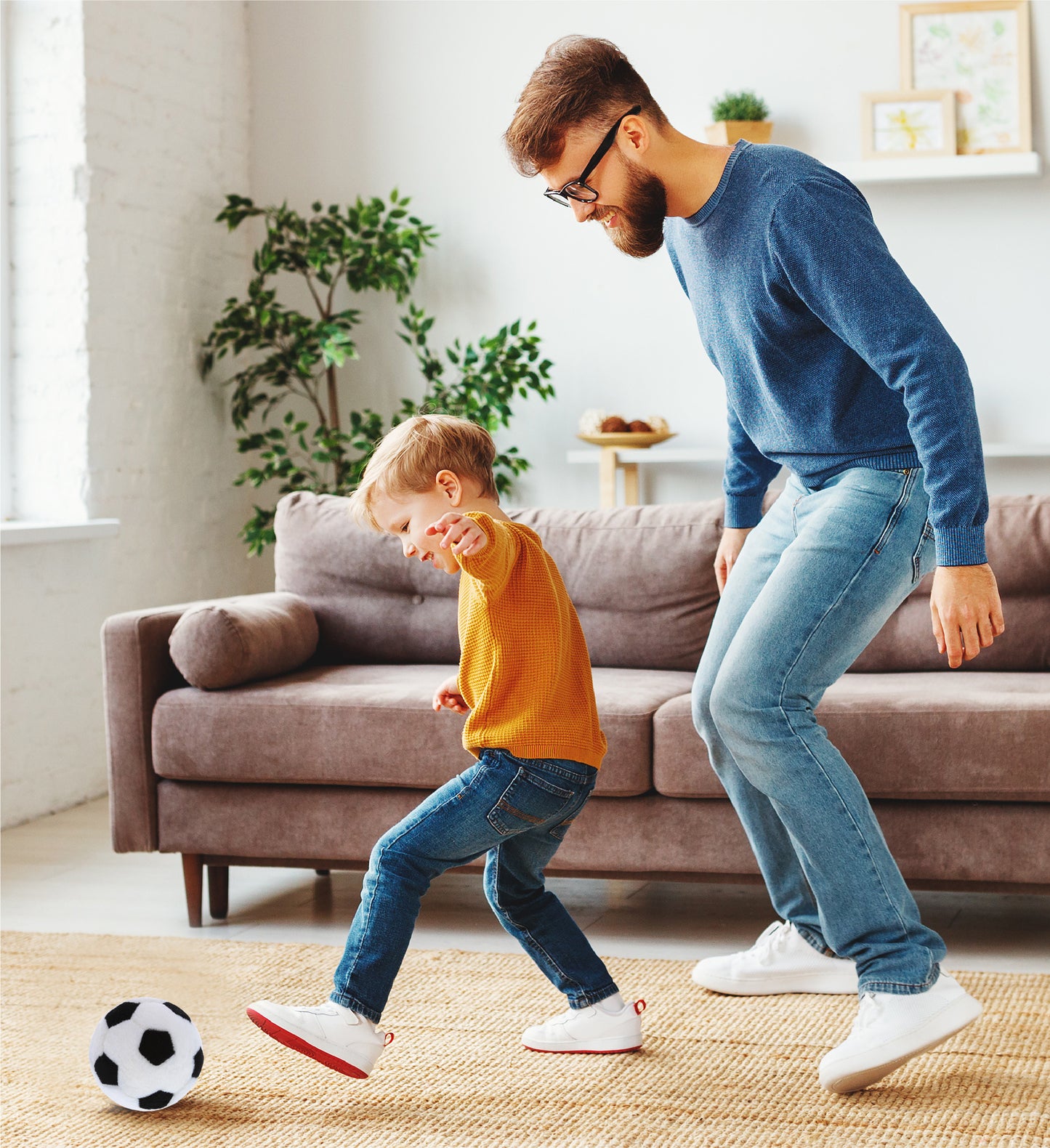 PLUSH - 3" SOCCER BALL