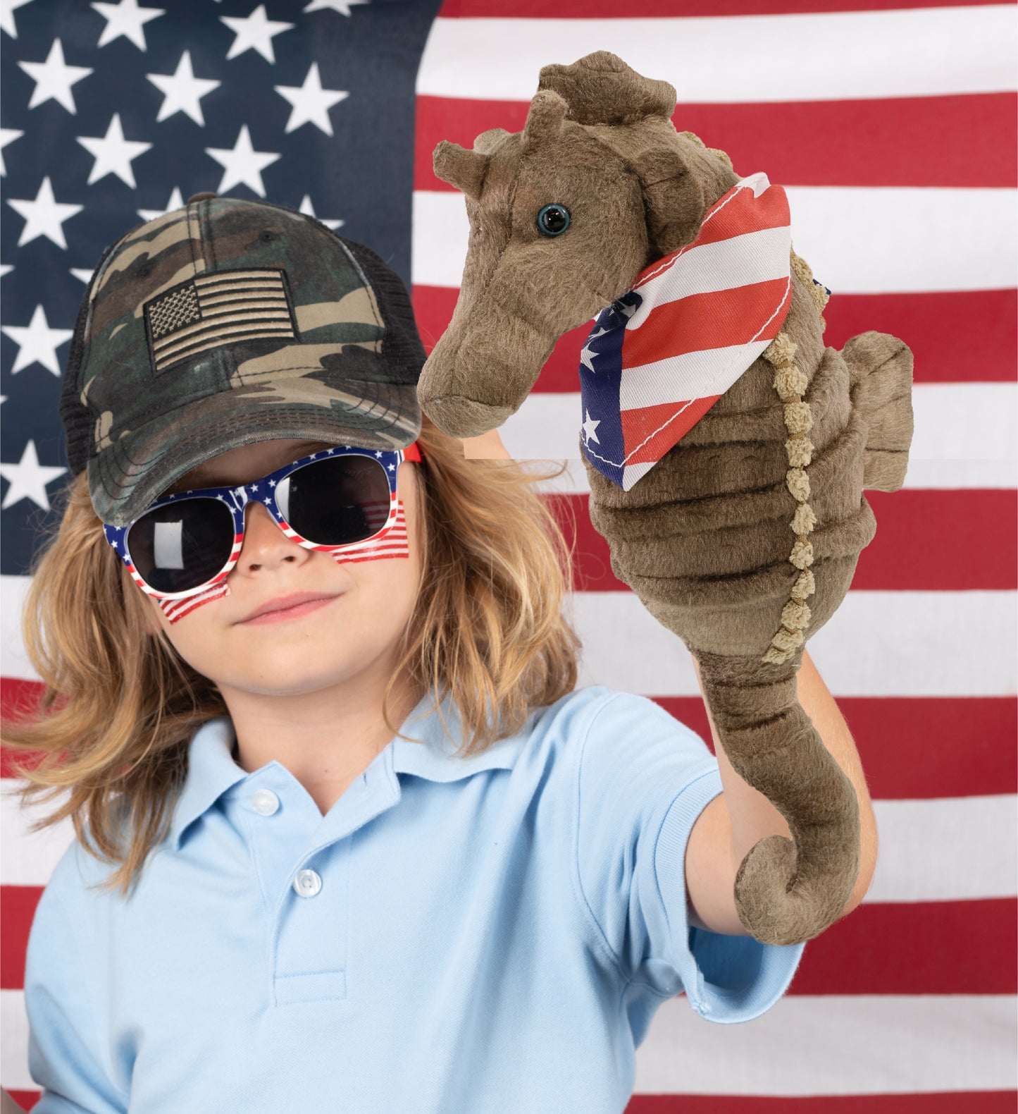 WILD COLLECTION PLUSH - 12" SEAHORSE WITH USA FLAG BANDANA