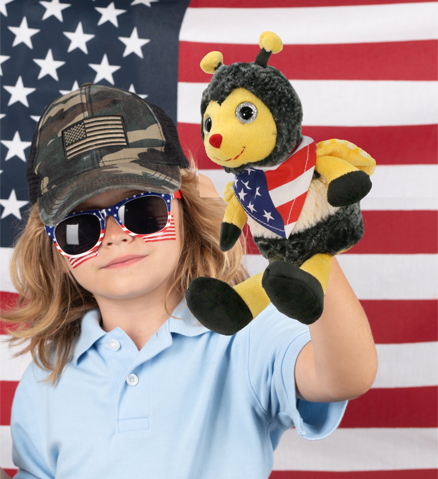 SUPER SOFT PLUSH - SITTING BEE WITH USA FLAG BANDANA