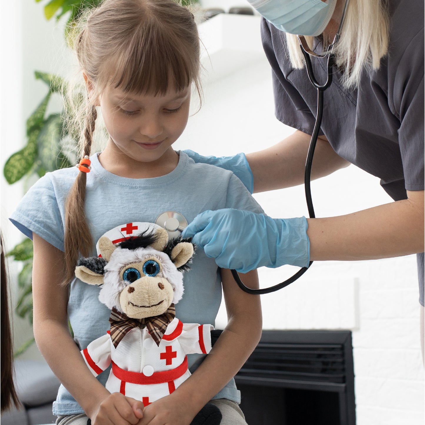 SUPER SOFT PLUSH - SITTING COW NURSE