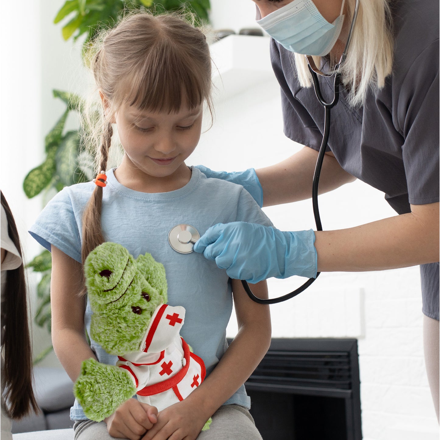 SUPER-SOFT PLUSH - ALLIGATOR SMALL NURSE