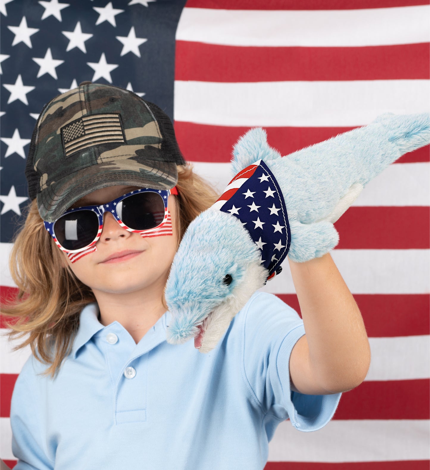 SUPER-SOFT PLUSH - DOLPHIN SMALL WITH USA FLAG BANDANA