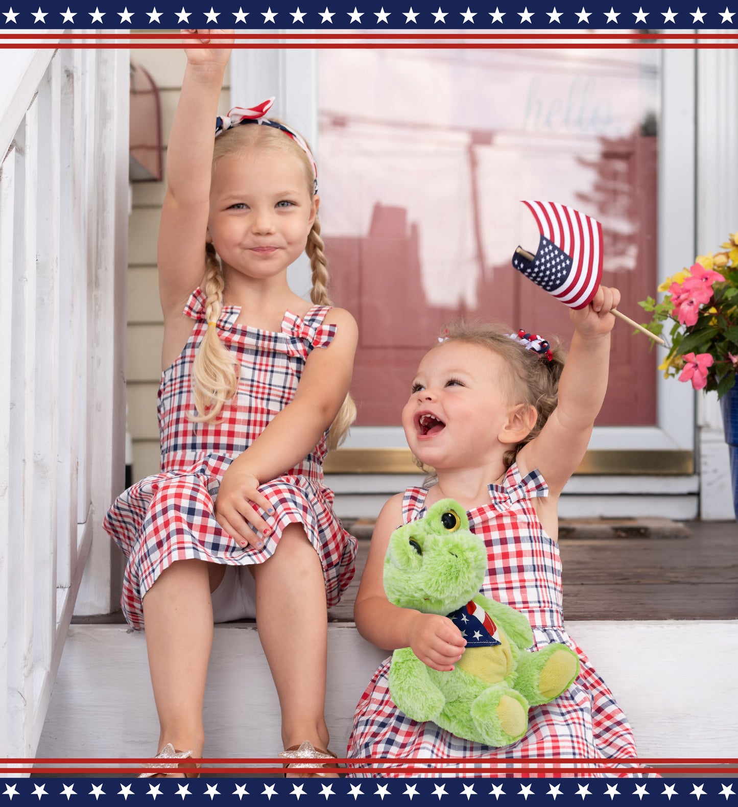 SUPER-SOFT PLUSH - SITTING FROG WITH USA FLAG BANDANA