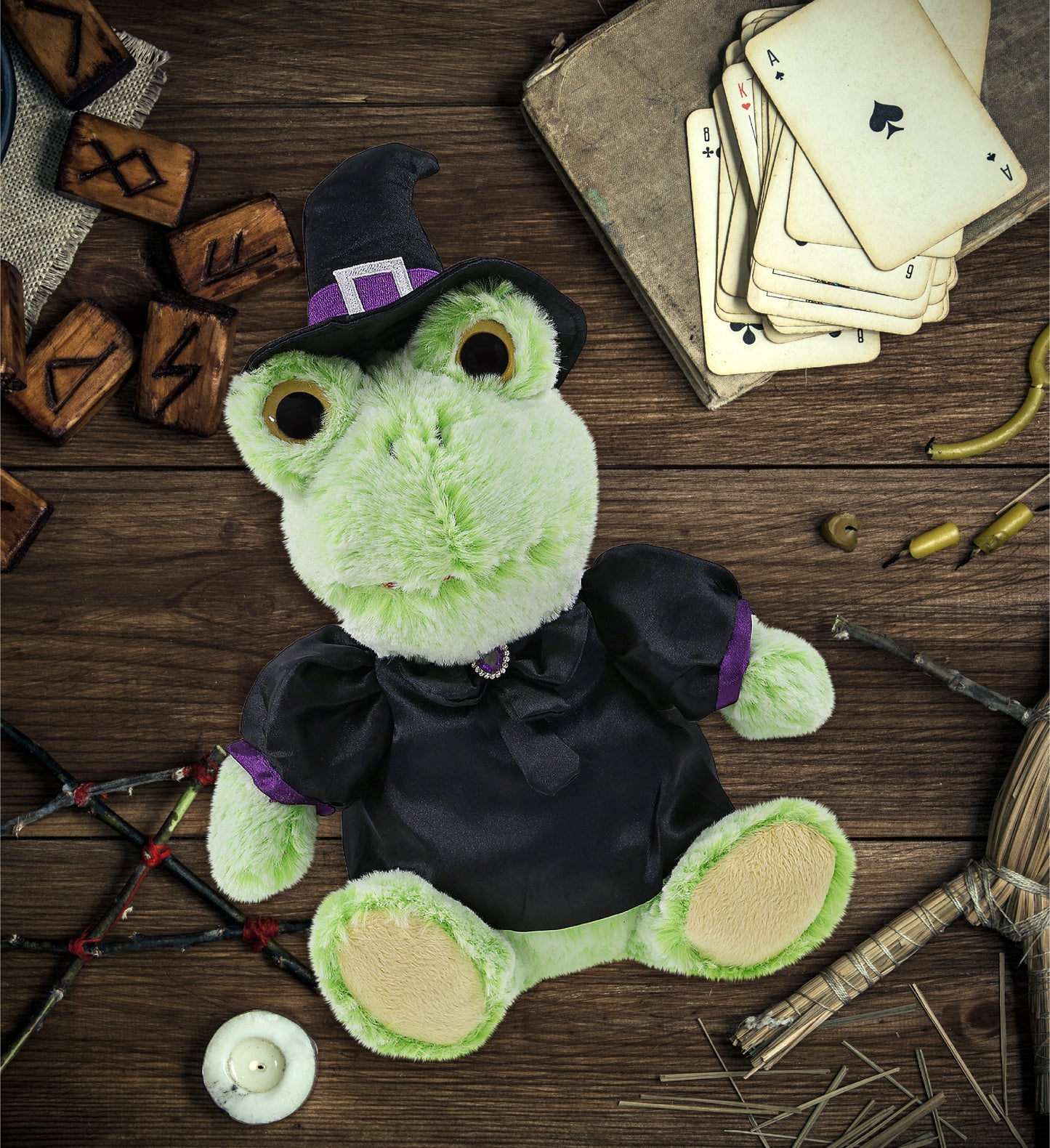 SUPER-SOFT PLUSH - SITTING FROG WITCH