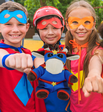 BIG EYE 6" PLUSH - GIRAFFE WITH SUPER HERO DRESS UP