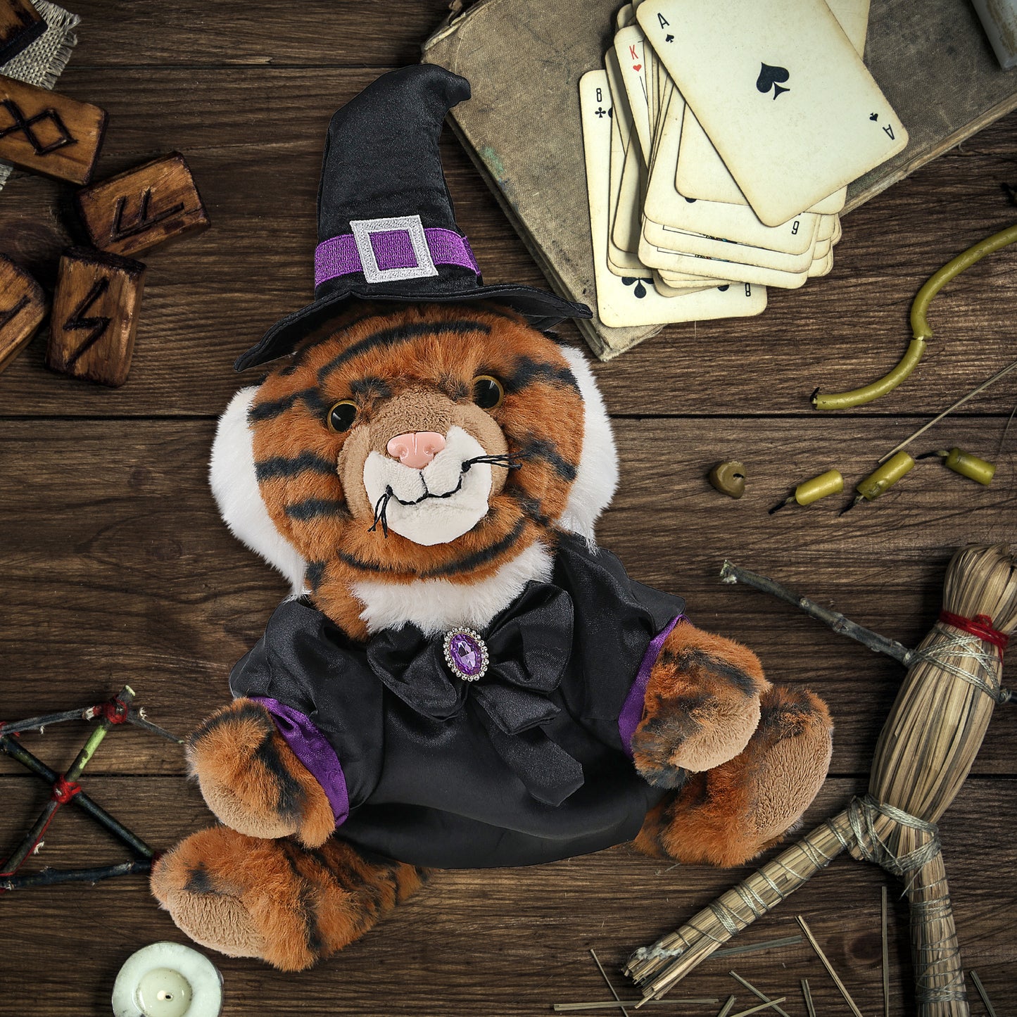 SUPER-SOFT PLUSH - SQUAT TIGER 8" WITCH