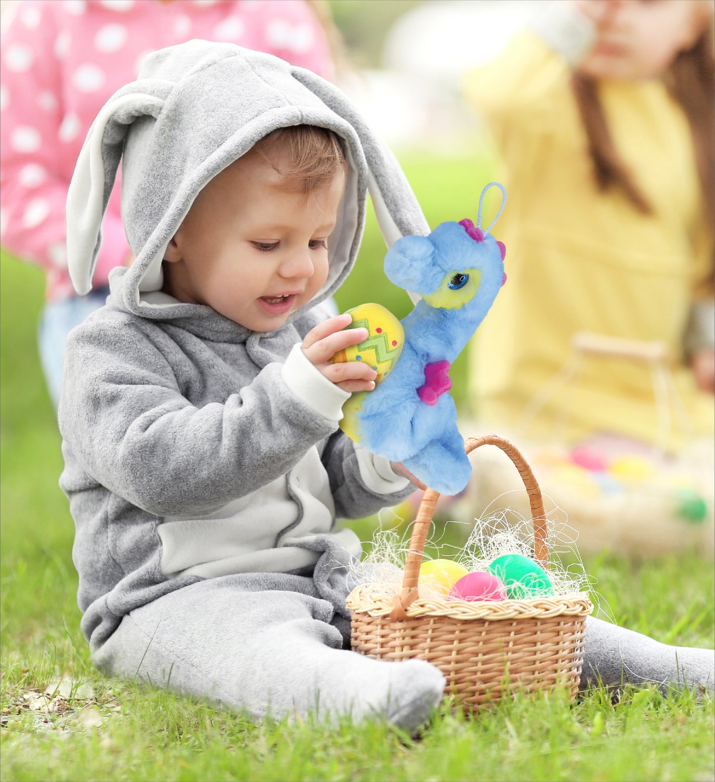 DolliBu Super Soft Blue Seahorse with Yellow Easter Egg Plush - 8.5 Inches