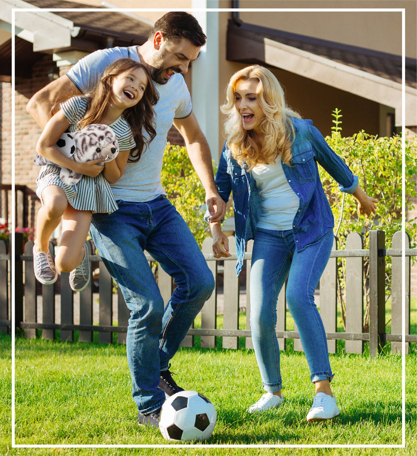 SUPER-SOFT PLUSH - SEAL 10" WITH SOCCER PLUSH