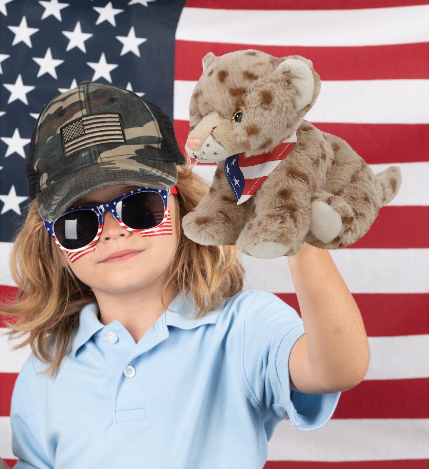 SUPER SOFT PLUSH - SQUAT CHEETAH 8.5 INCH WITH USA FLAG BANDANA