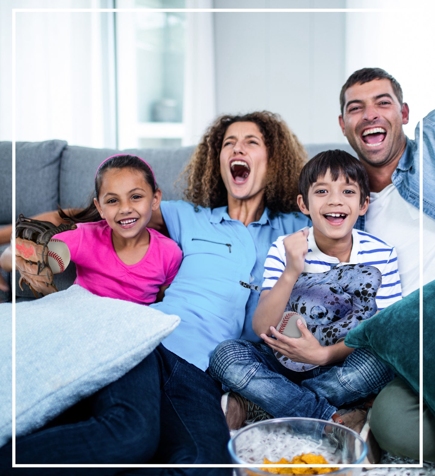 WILD COLLECTION PLUSH - BLUE RAY 20" WITH BASEBALL PLUSH