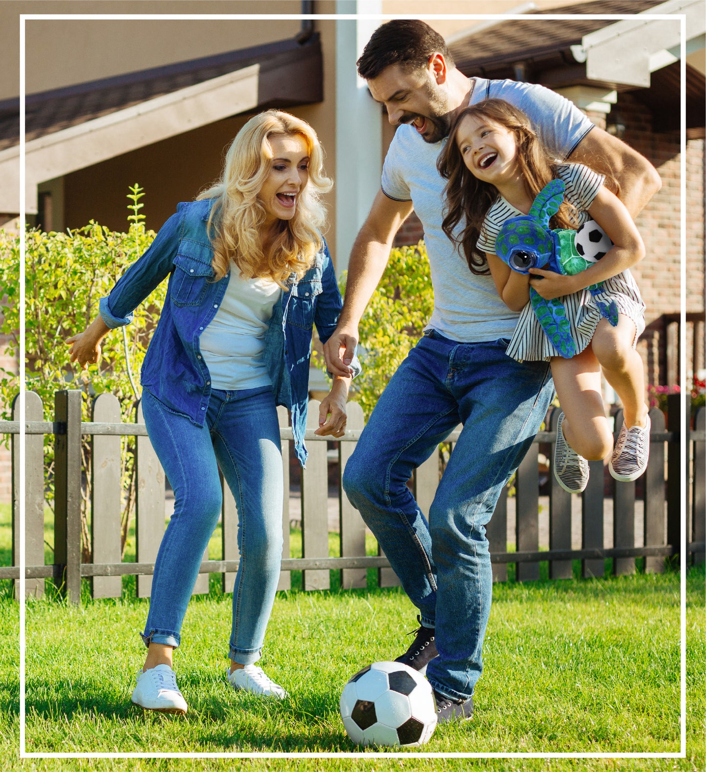 WILD COLLECTION PLUSH - BLUE SEA TURTLE 10" WITH SOCCER PLUSH